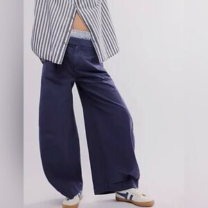 Free People Tegan Barrel Trouser Midnight Rain Navy XS NWT